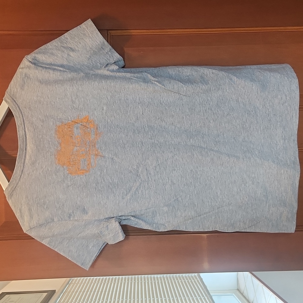 Harley Davidson Motorcycle Reno Nevada V-neck Tee Shirt - Picture 3 of 4